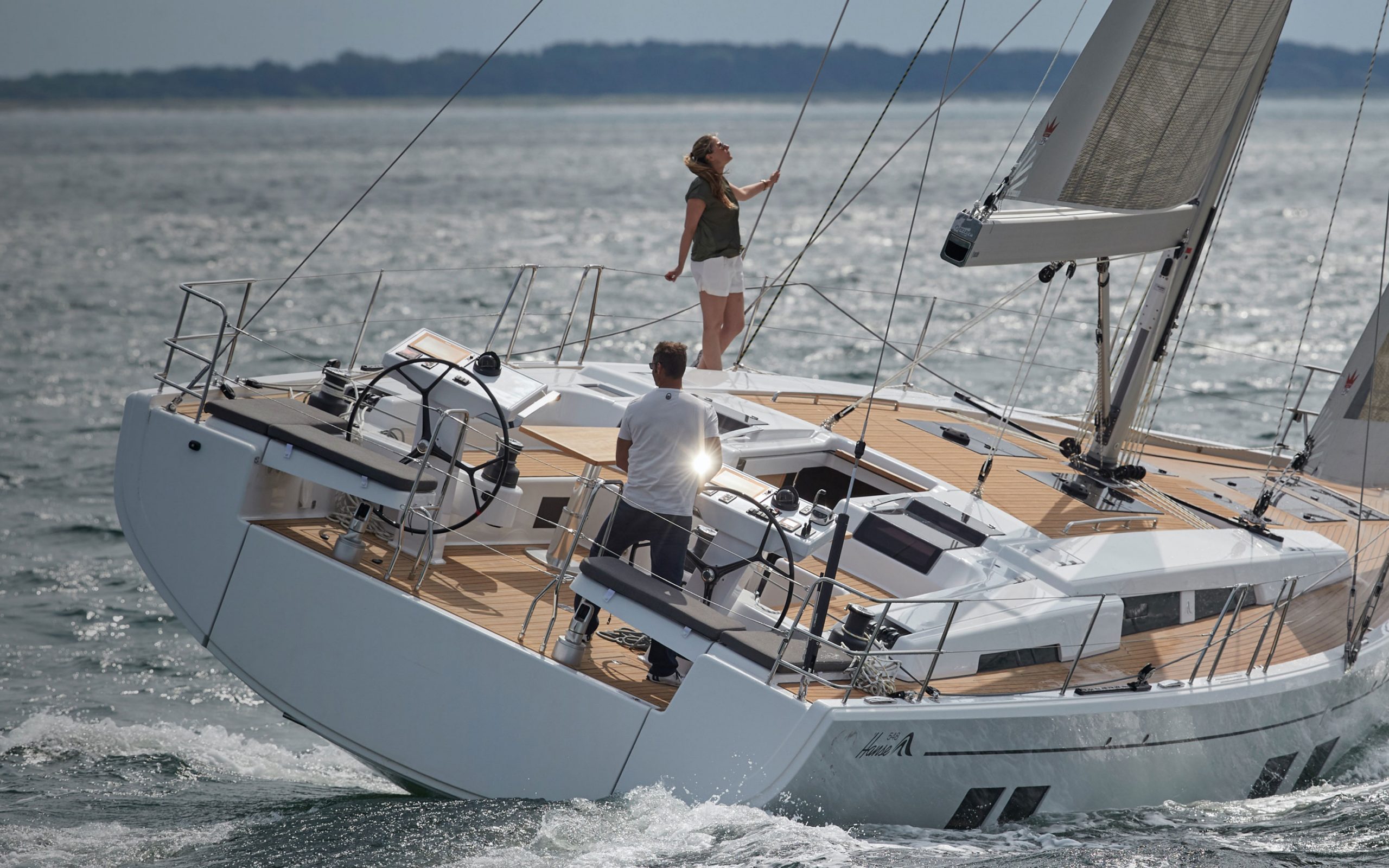 Hanse 548 fitted with Flexiteek 2G