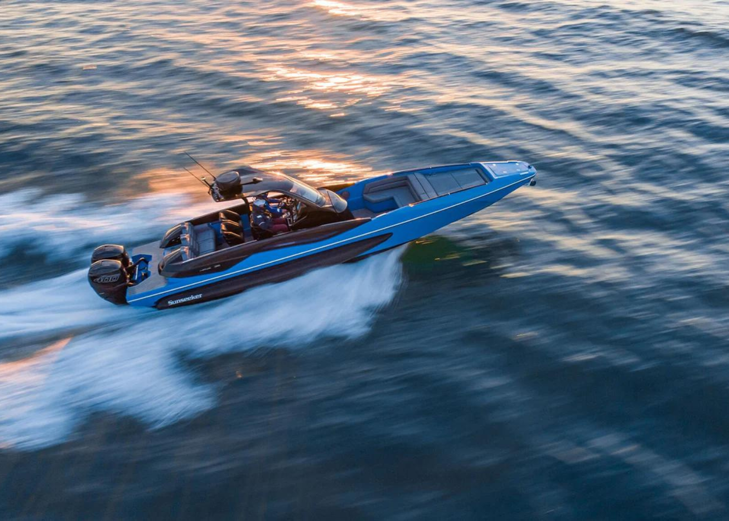 Sunseeker Hawk 38 - Fitted with Flexiteek - Sports Boat
