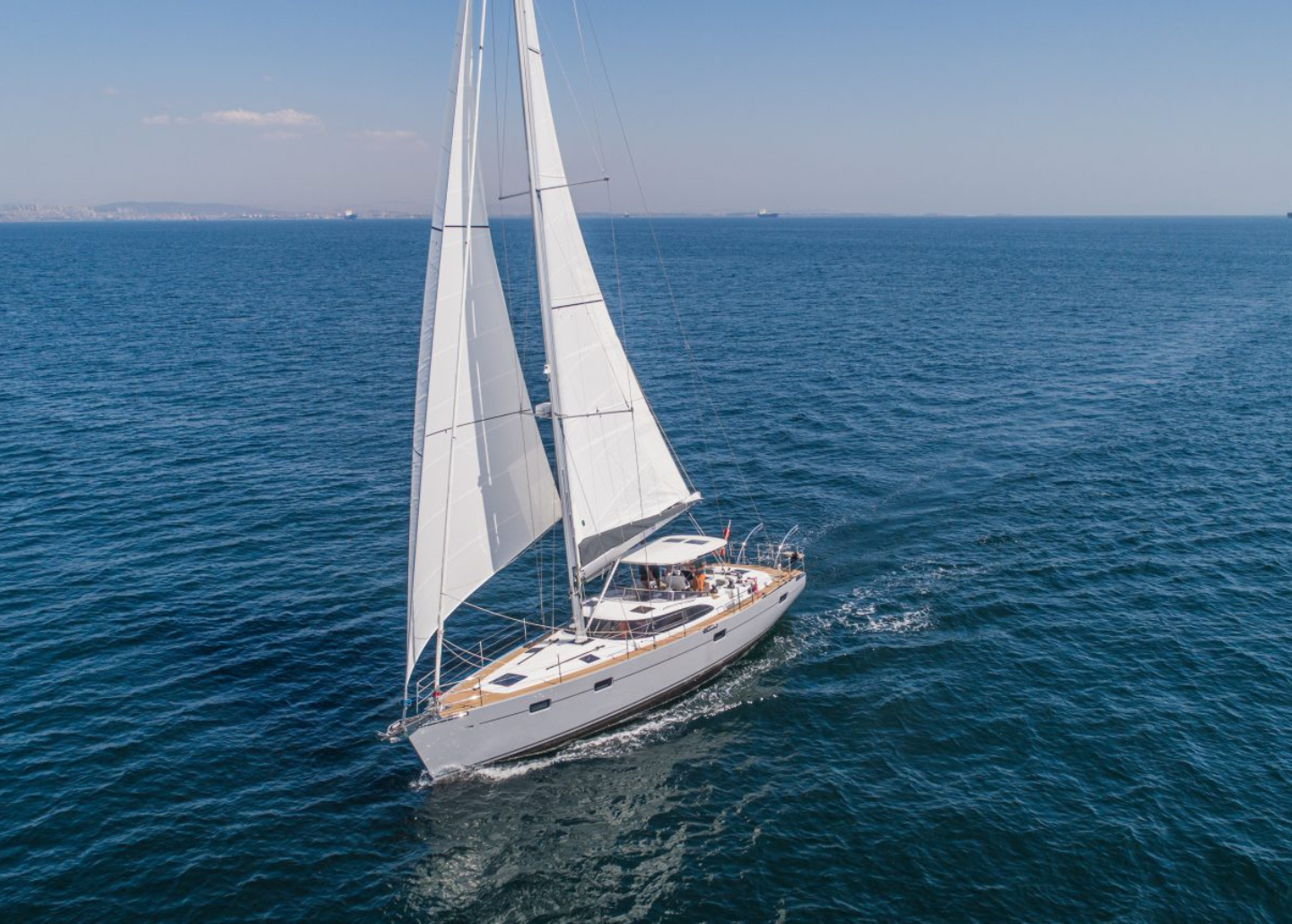 Sailing Boat - Fitted with Flexiteek